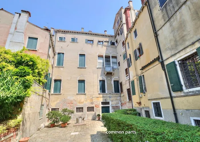 Apartament Mocenigo~canalgrande Aperitif Wenecja